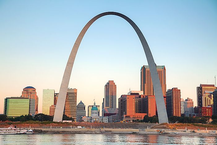 #10 Gateway Arch - 1965
