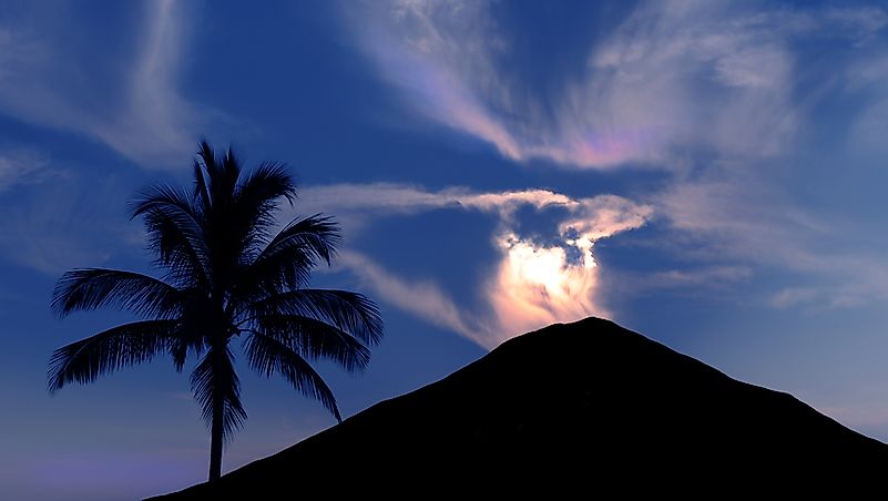 Which States In The US Have Most Active Volcanoes?