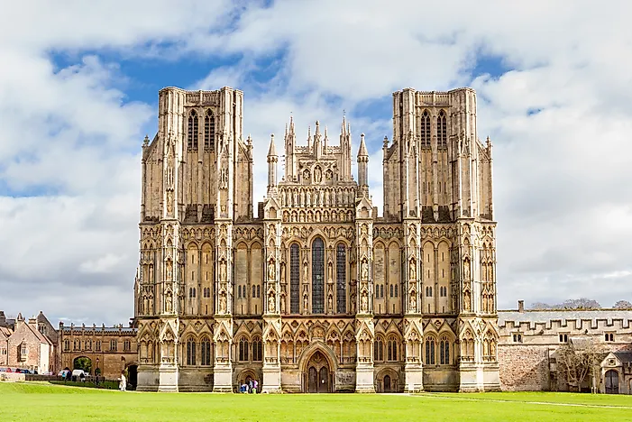 Wells Cathedral - Notable Cathedrals