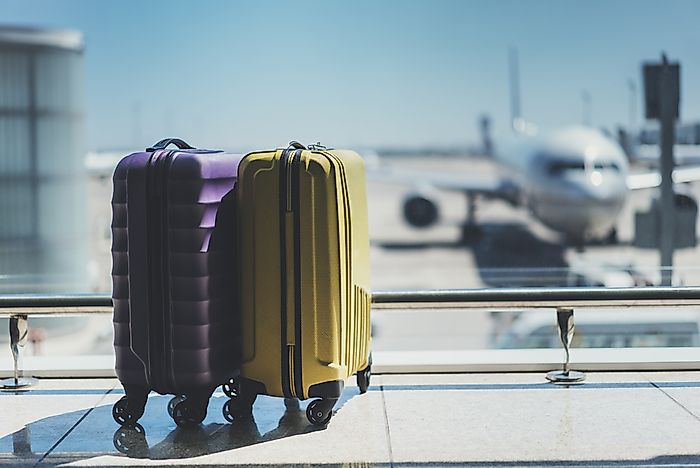 5 Travel Scams to Avoid as a Tourist