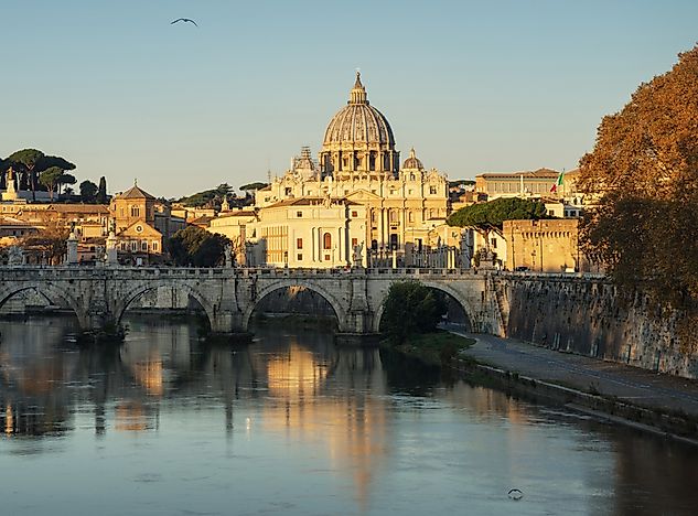Where Does The Tiber River Begin And End?