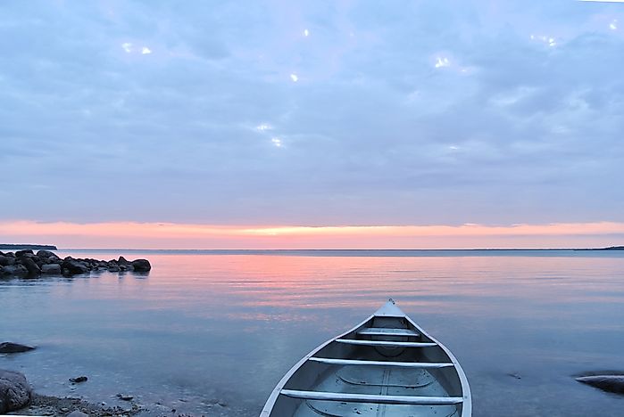 The 10 Largest Lakes In Manitoba