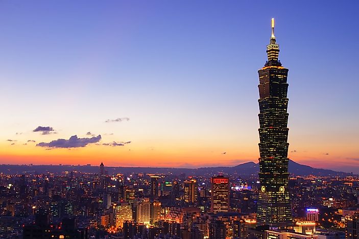 #10 9. Tapei 101, Taiwan - 1,667 feet 