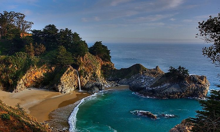 Mesmerizing Nature Destinations: Waterfalls That Enter The Sea