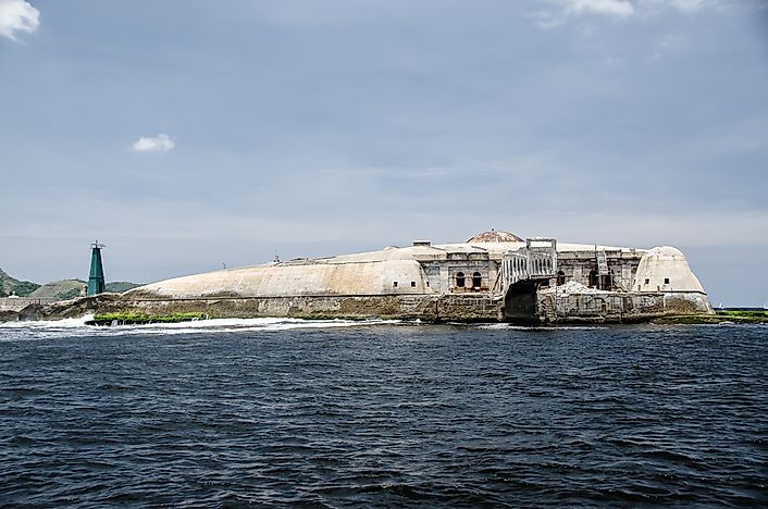 #4 Ilha da Queimada Grande