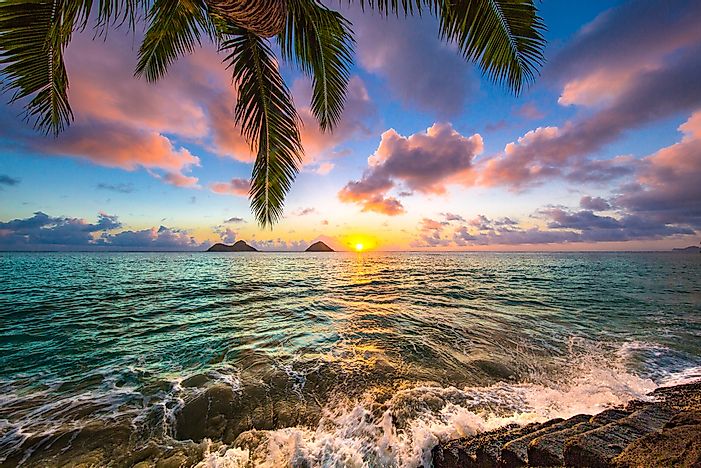 Địa điểm du lịch ưa thích ở Hawaii Hoa Kỳ Shutterstock-557636224