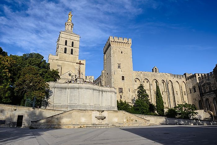 #2 Palais des Papes