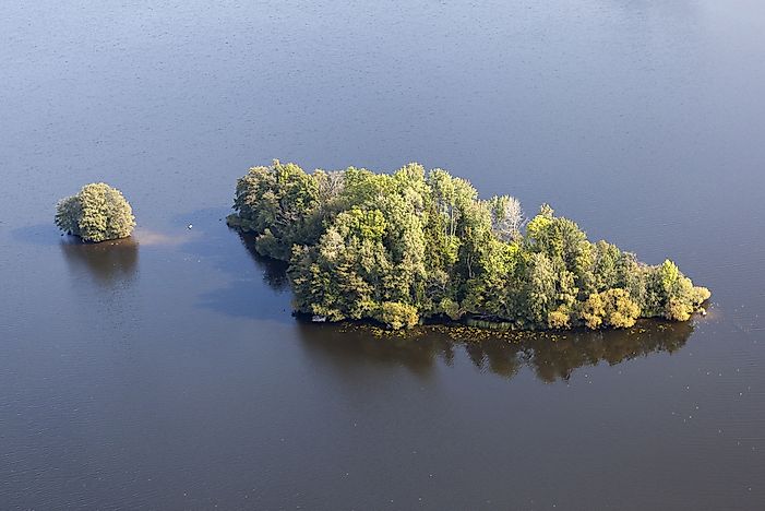 How Are Lake Islands Formed?