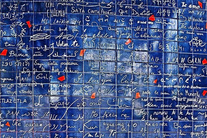 Le mur des je t'aime, Paris. Le mur des je t'aime, Paris.