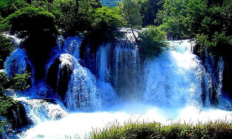 #3 Una National Park -