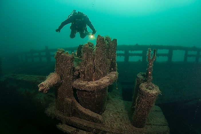 Did You Know The Waters Of Lake Superior Could Cover North & South America One Foot Deep?