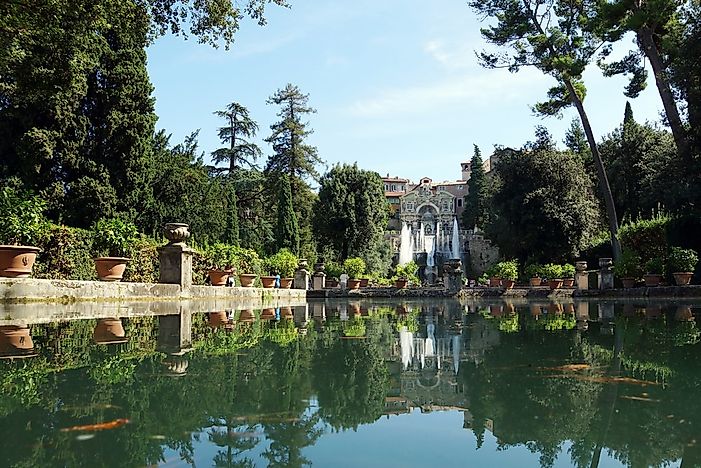 #3 Villa d'Este (Italy)