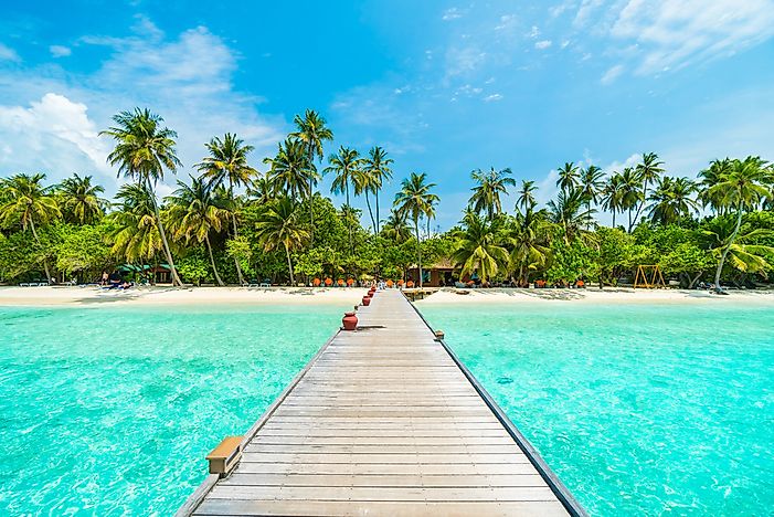 #1 Maldives - 392,709