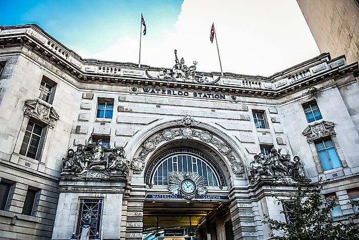#4 London Waterloo - the Busiest Train Station in the United Kingdom