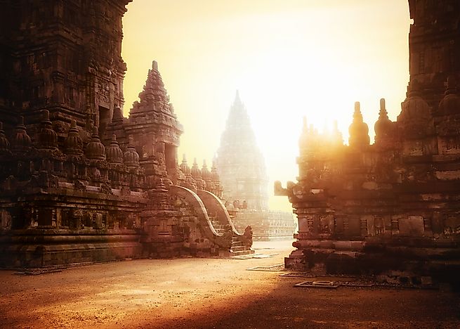 Hindu architecture in Indonesia. Hindu architecture in Indonesia.