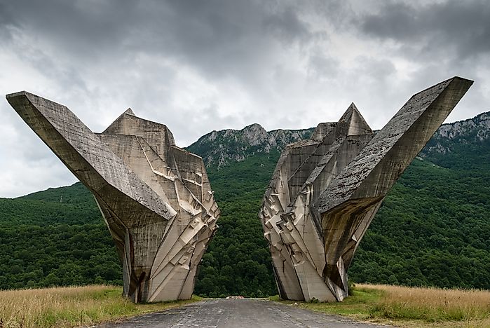 #4 Tjentiste Monument