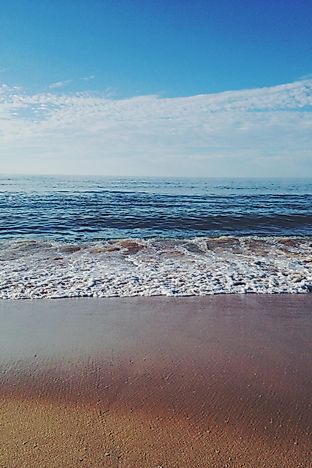 Ninety Mile Beach, Australia - Unique Places around the World