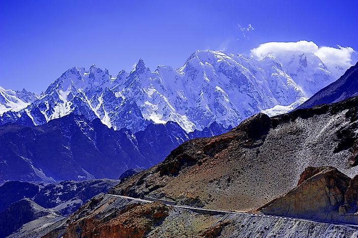 Where are the Karakoram Mountains?