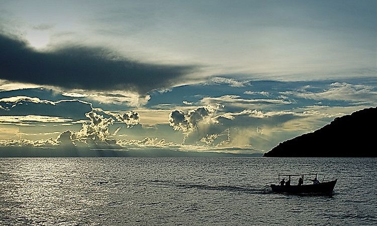 #5 The Lake and its Surrounding Geography -