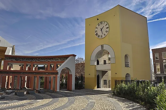 #2 Piazza d'Italia - 1978