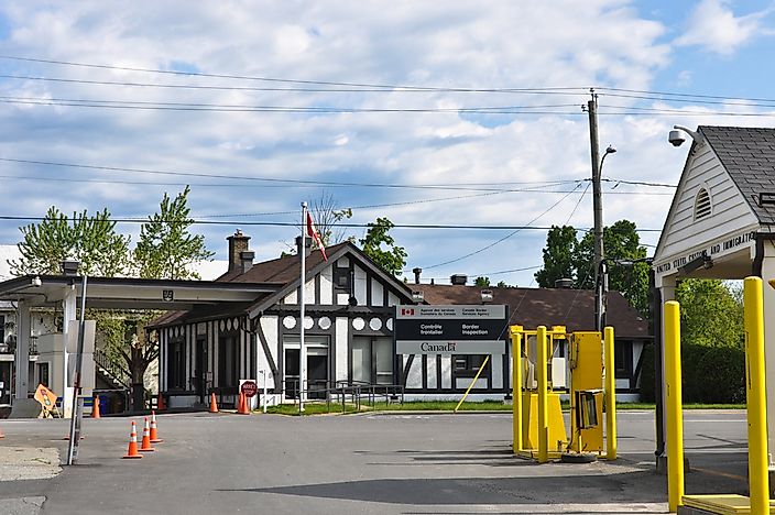 Border crossing connecting Beebee Plain, Vermont to Stanstead, Quebec.