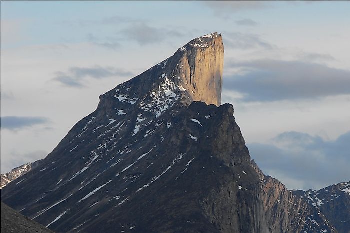 What Is A Cliff And How Is It Formed?