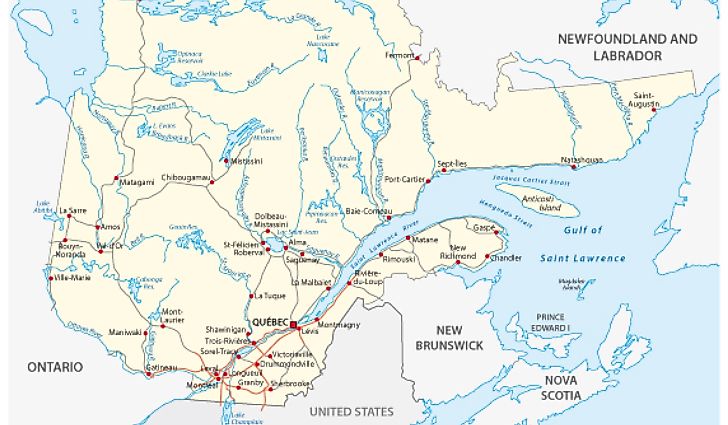 Which Provinces Border Quebec?