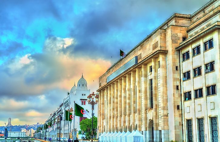 What Type Of Government Does Algeria Have?