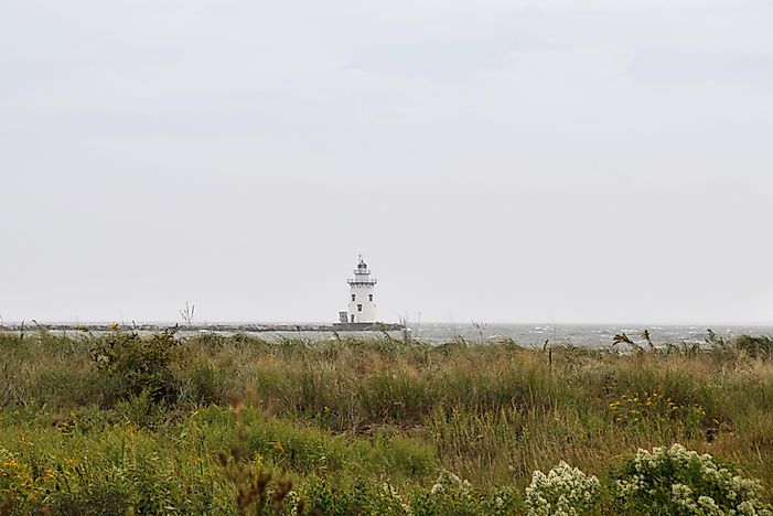 10 Oldest Connecticut Lighthouses