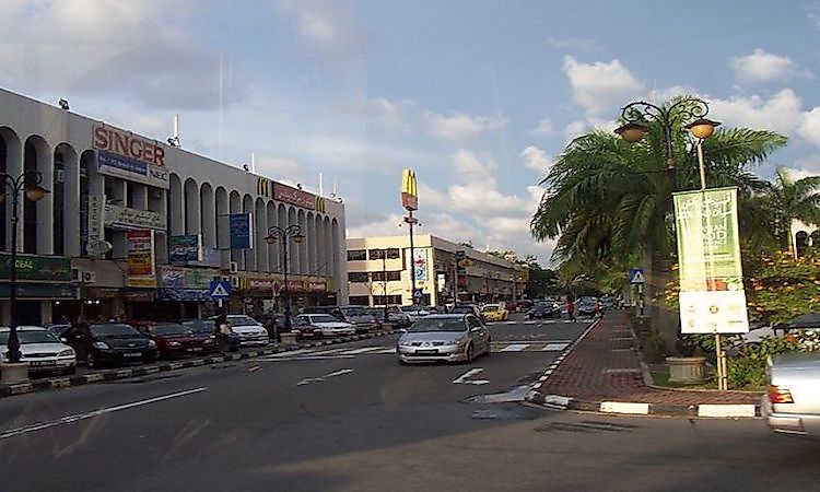 Which Are The Biggest Cities In Brunei?