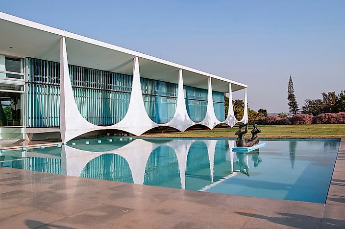 Where Does The President Of Brazil Live?