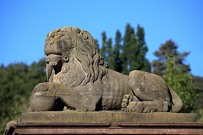 #2 Sculptures and Artwork