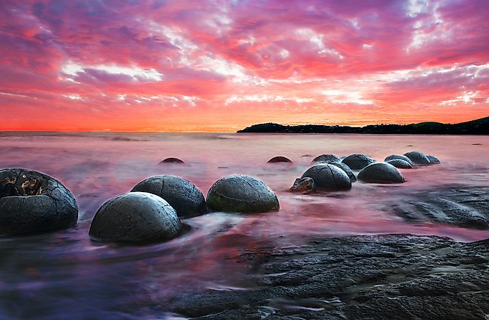 #6 Koekohe Beach, New Zealand
