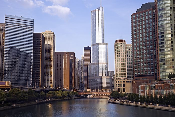 #4 Trump International Hotel and Tower, Chicago - 1,389 Feet