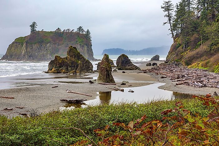 Ruby Beach is quintessential Pacific Northwest. Ruby Beach is quintessential Pacific Northwest.