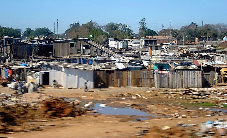 PlanVueltaALaPatria - Venezuela crisis economica - Página 12 Favelas-portoalegre