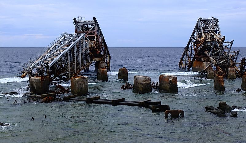 What Are The Biggest Industries In Nauru?