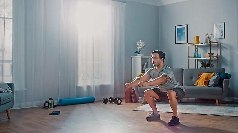 There are plenty of different squat exercises, but if you want to keep it simple, just do a regular squat. There are plenty of different squat exercises, but if you want to keep it simple, just do a regular squat.