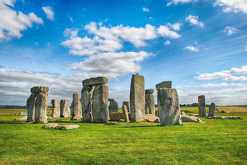 #8 Stonehenge, United Kingdom