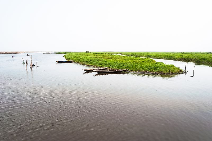 Canoas no lago Nokoue, Benin. 