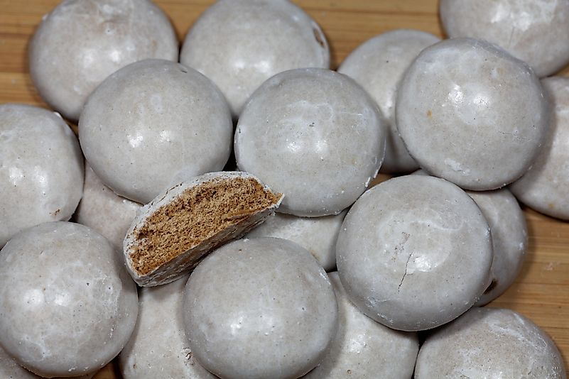 Peppernuts Peppernuts