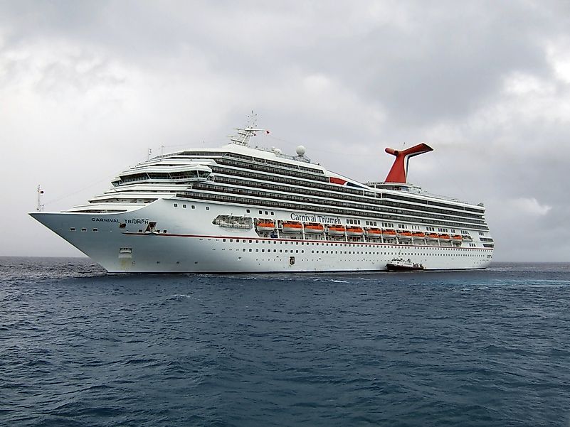A fire on the Carnival Triumph lead to a power outage. Image credit: wikimedia.org.