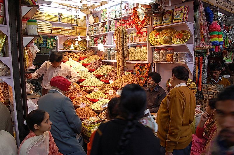 View of a food shop facing Khari Baoli Road, Chandni Chowk, Delhi, India. Image credit: Bahnfrend/Wikimedia.org View of a food shop facing Khari Baoli Road, Chandni Chowk, Delhi, India. Image credit: Bahnfrend/Wikimedia.org