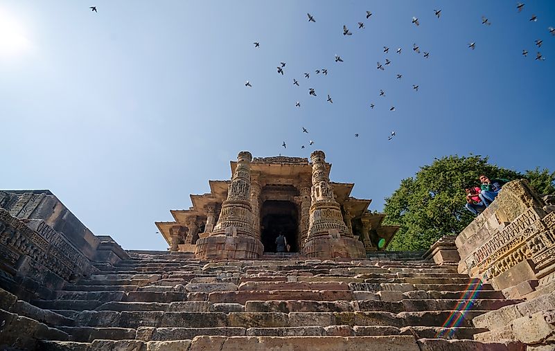 Photo credit: Sira Anamwong / Shutterstock.com. Photo credit: Sira Anamwong / Shutterstock.com.