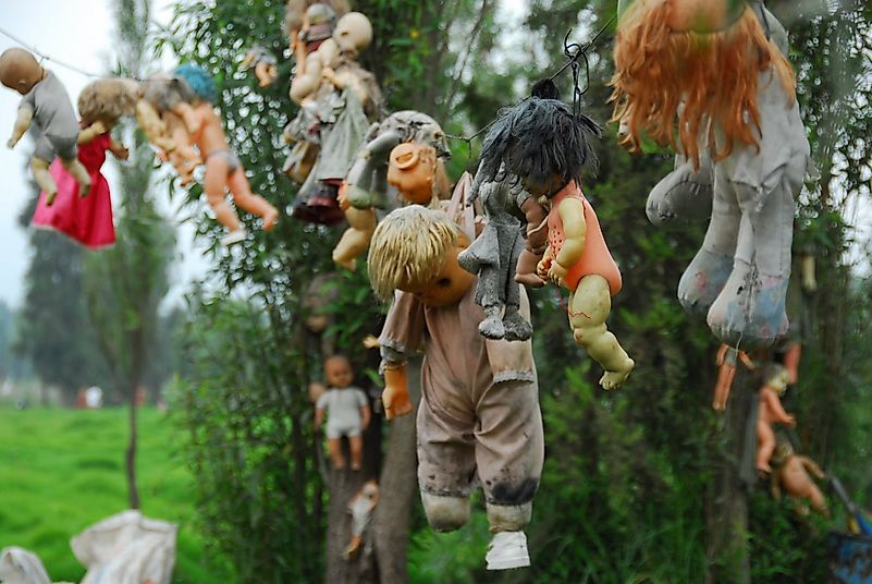 #3 He got more dolls from the garbage and even the canals