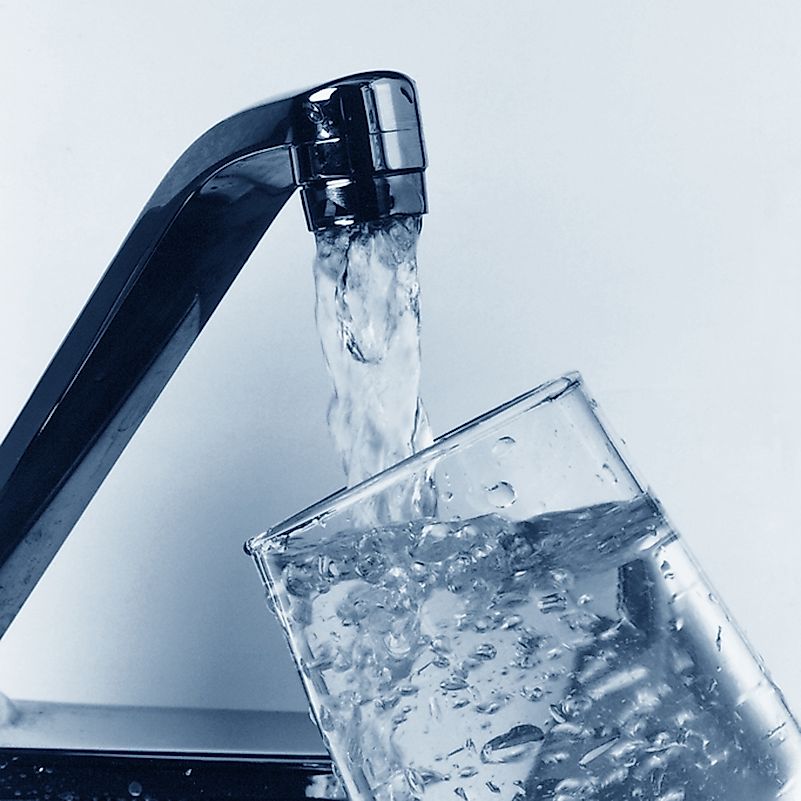 It is essential to ensure whether the water you drink while traveling is safe. Image credit: USEPA Environmental-Protection-Agency/Public domain It is essential to ensure whether the water you drink while traveling is safe. Image credit: USEPA Environmental-Protection-Agency/Public domain