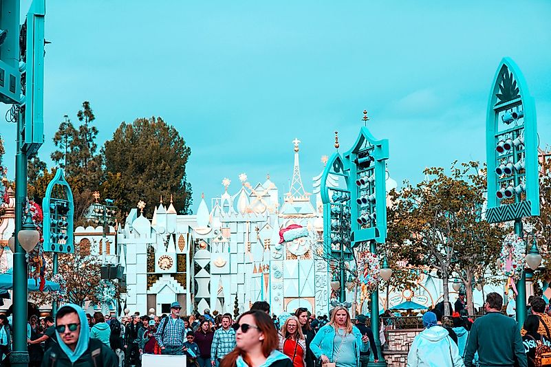 Both Disneyland and Disney World can be crowded. Photo by Barbara Zandoval on Unsplash