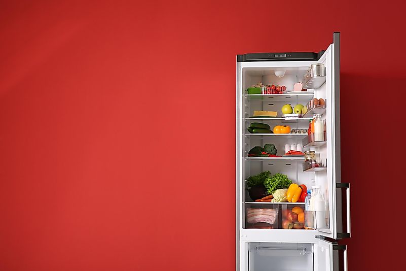 Similarly to doorknobs, your refrigerator gets touched by a large number of different people every day.