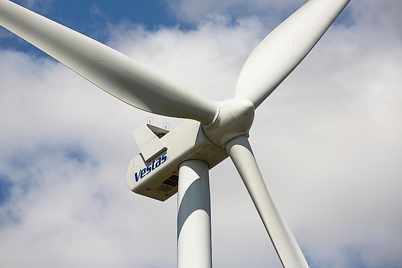 Vesta Wind Systems is a leading manufacturer of wind turbines. Image credit: wikipedia.org