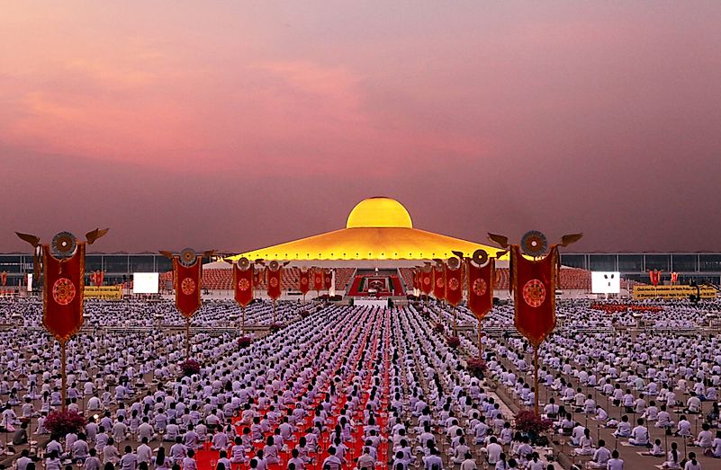 Makha Bucha, Thailand. Image credit: UrbanUrban_ru/Flickr.com Makha Bucha, Thailand. Image credit: UrbanUrban_ru/Flickr.com